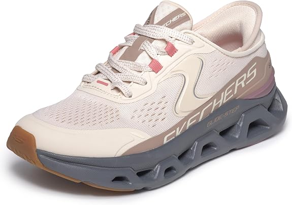 Skechers Women's Glide-Step Altus Sneaker