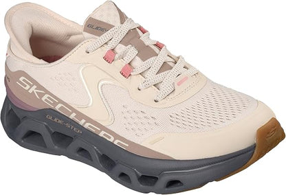 Skechers Women's Glide-Step Altus Sneaker